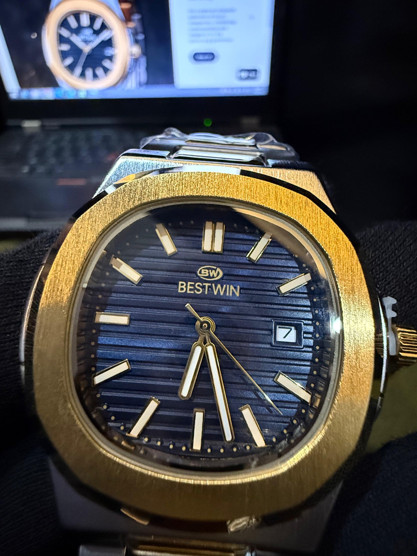 BESTWIN BW-137(BLUE) Men's Luxury Quartz Watch