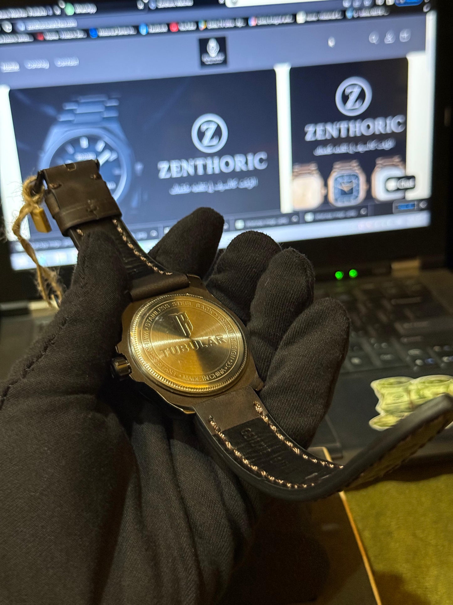 Tubular Luminous Date watch